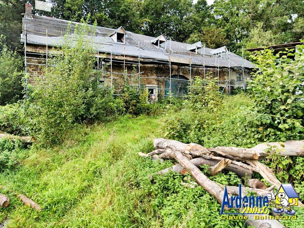 Maison à vendre à Amonines 6997 175000.00€ 5 chambres m² - annonce 23103