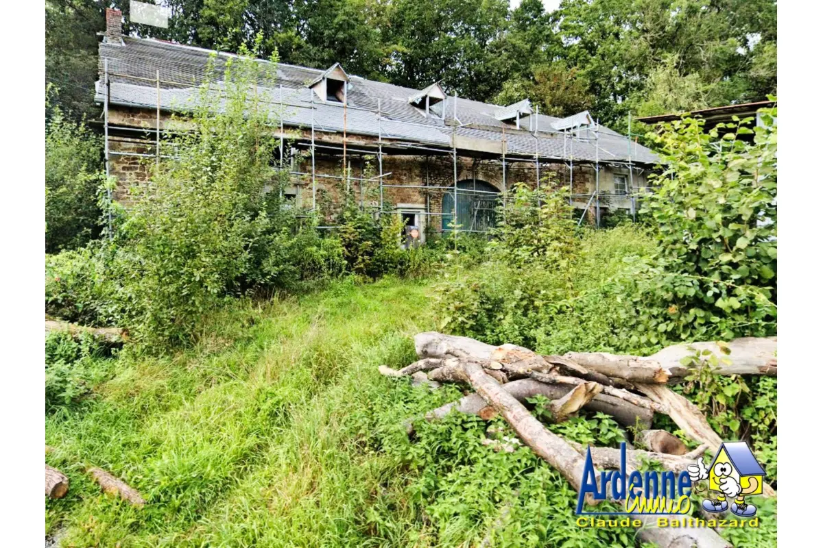 Bungalow à vendre à Amonines 6997 175000.00€ 5 chambres m² - annonce 23103