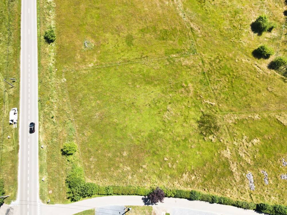 Terrain à vendre à Samrée 6982 72000.00€ chambres m² - annonce 40203