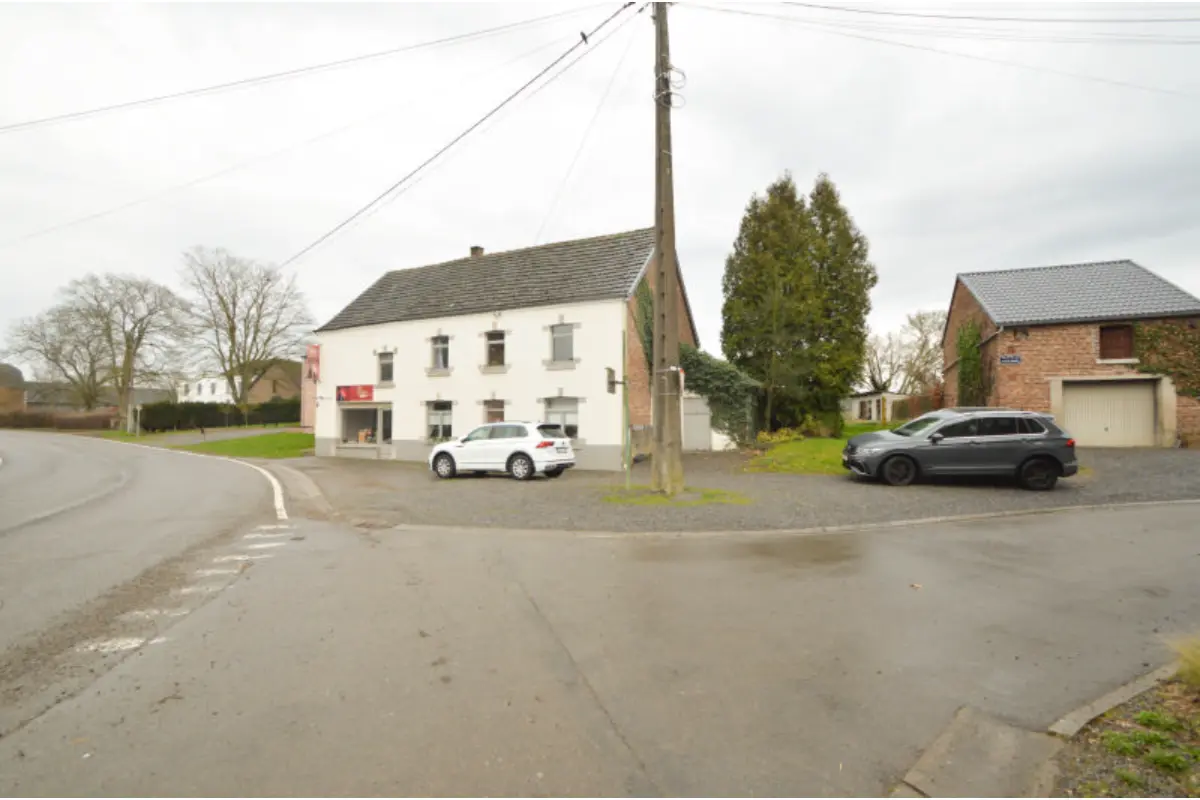 Maison à vendre à Fronville 6990 70000.00€ 5 chambres 221.00m² - annonce 114319