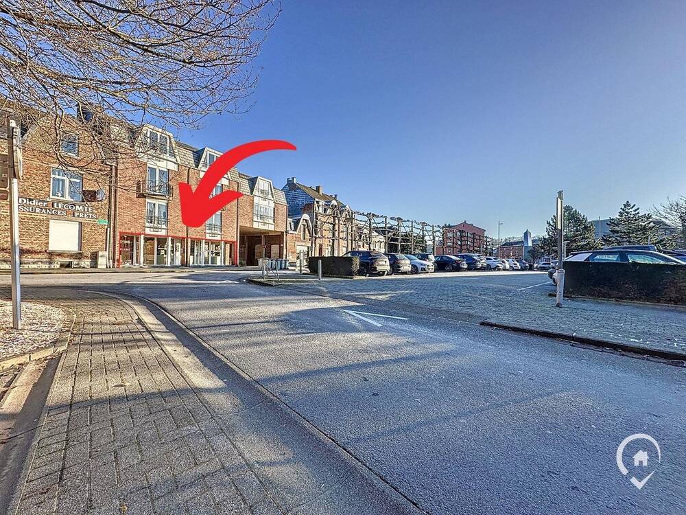 Commerce à vendre à Marche-en-Famenne 6900 260000.00€  chambres m² - annonce 434679