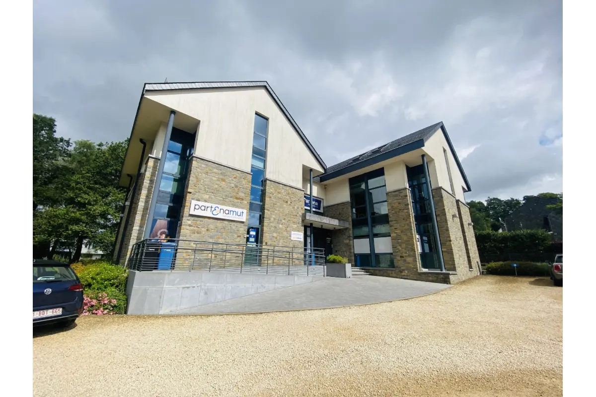 Commerce à louer à Libramont-Chevigny 6800 875.00€  chambres 70.00m² - annonce 235772