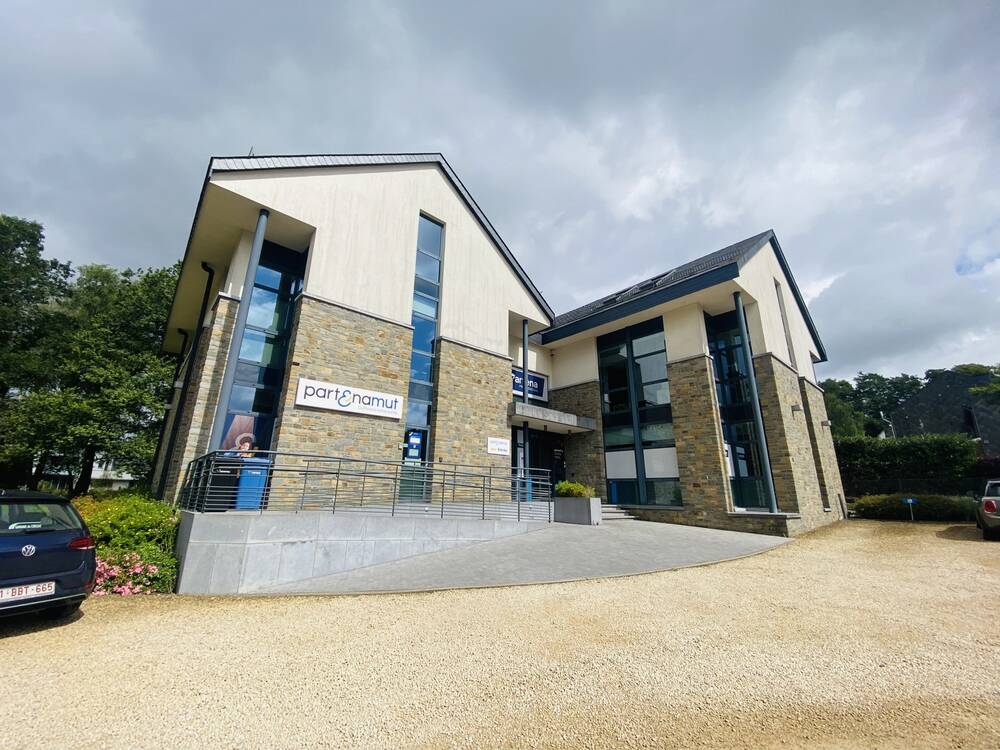 Commerce à louer à Libramont-Chevigny 6800 875.00€ chambres 70.00m² - annonce 235772