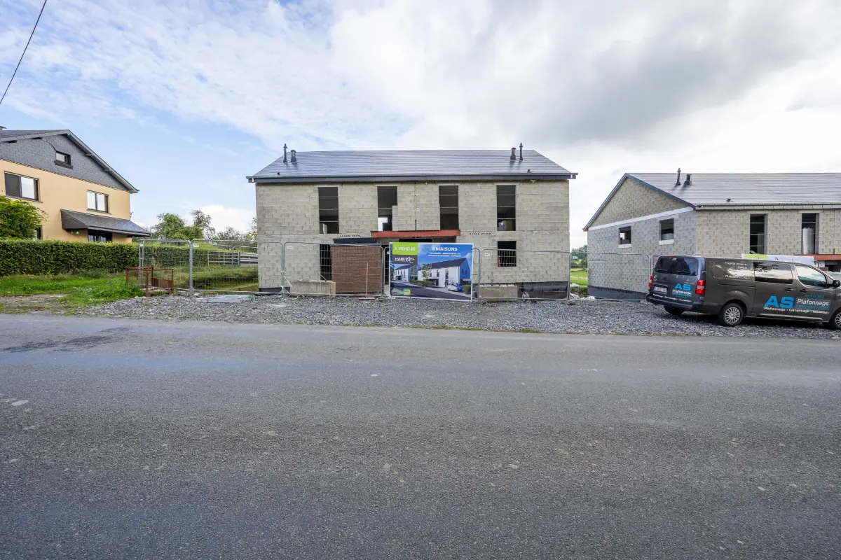 Maison à vendre à Libramont-Chevigny 6800 369900.00€ 4 chambres 155.43m² - annonce 256072