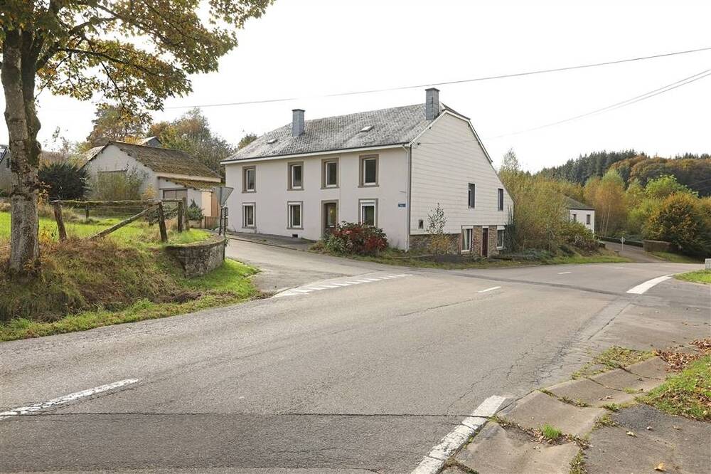 Maison à vendre à Ucimont 6833 245000.00€ 5 chambres 215.00m² - annonce 557481