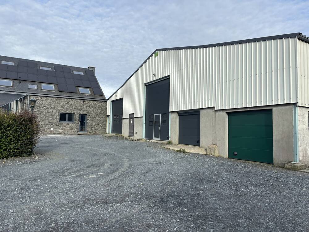 Commerce à louer à Paliseul 6850 1300.00€ chambres 570.00m² - annonce 295389