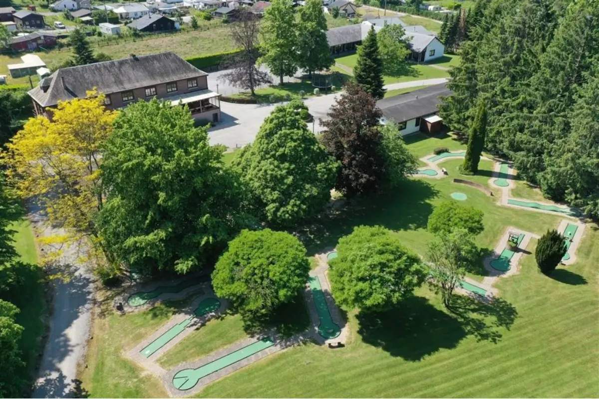 Commerce à vendre à Barvaux-sur-Ourthe 6940 1190000.00€ 26 chambres 1280.00m² - annonce 465265