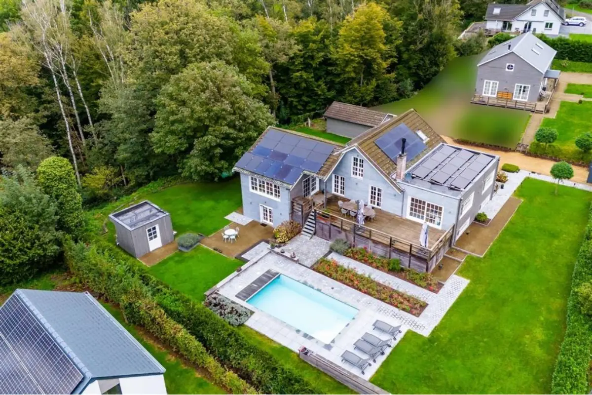 Villa à vendre à Halma 6922 975000.00€ 6 chambres 359.00m² - annonce 356869