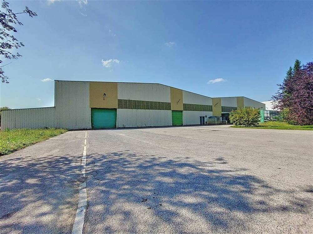 Commerce à louer à Arlon 6700 1700.00€ chambres m² - annonce 360642