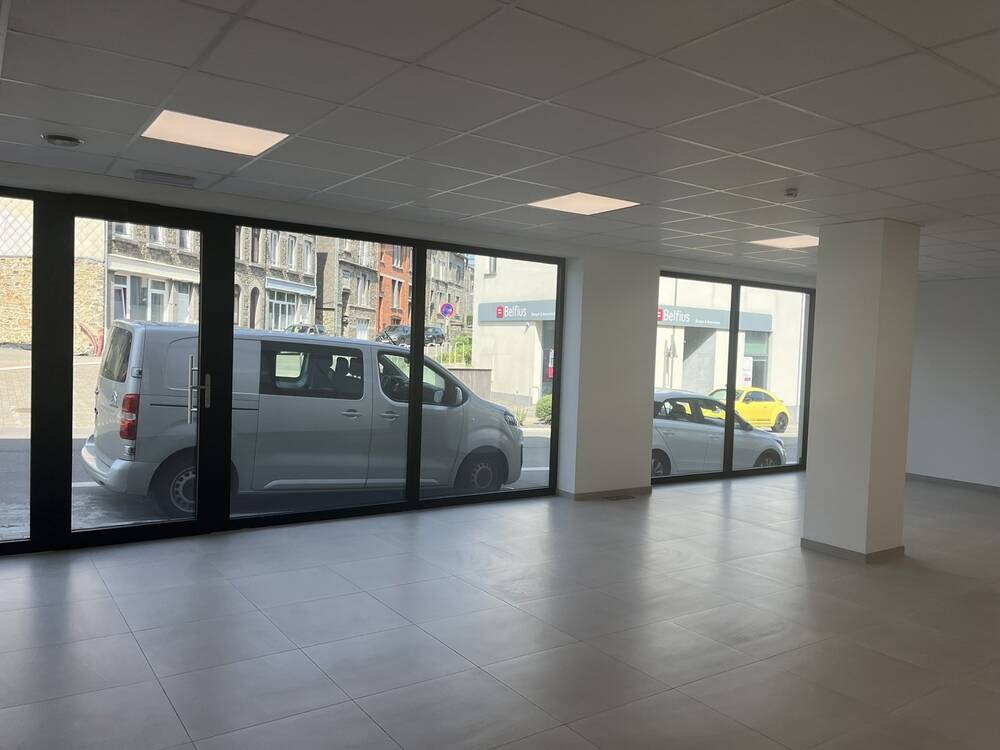 Commerce à louer à Bertrix 6880 850.00€ chambres 79.33m² - annonce 427334