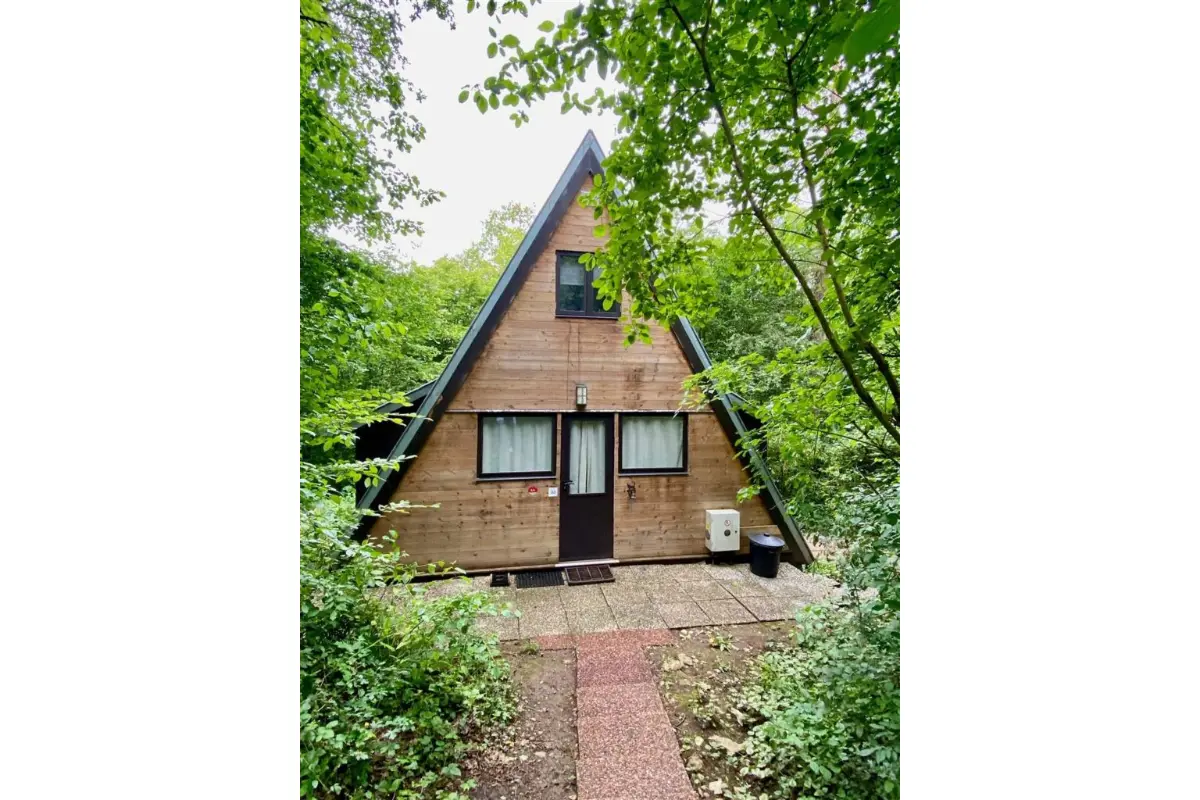 Bungalow à vendre à Durbuy 6940 83000.00€ 2 chambres 74.00m² - annonce 434664