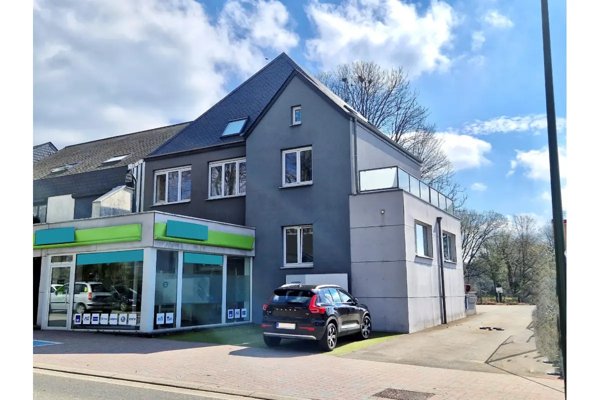 Commerce à louer à Libramont-Chevigny 6800 2350.00€  chambres 130.00m² - annonce 443705