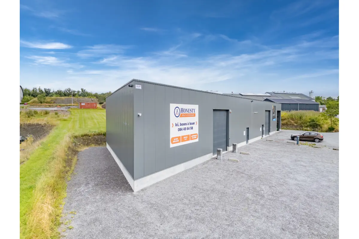 Box à louer à Marche-en-Famenne 6900 95.00€  chambres m² - annonce 443559