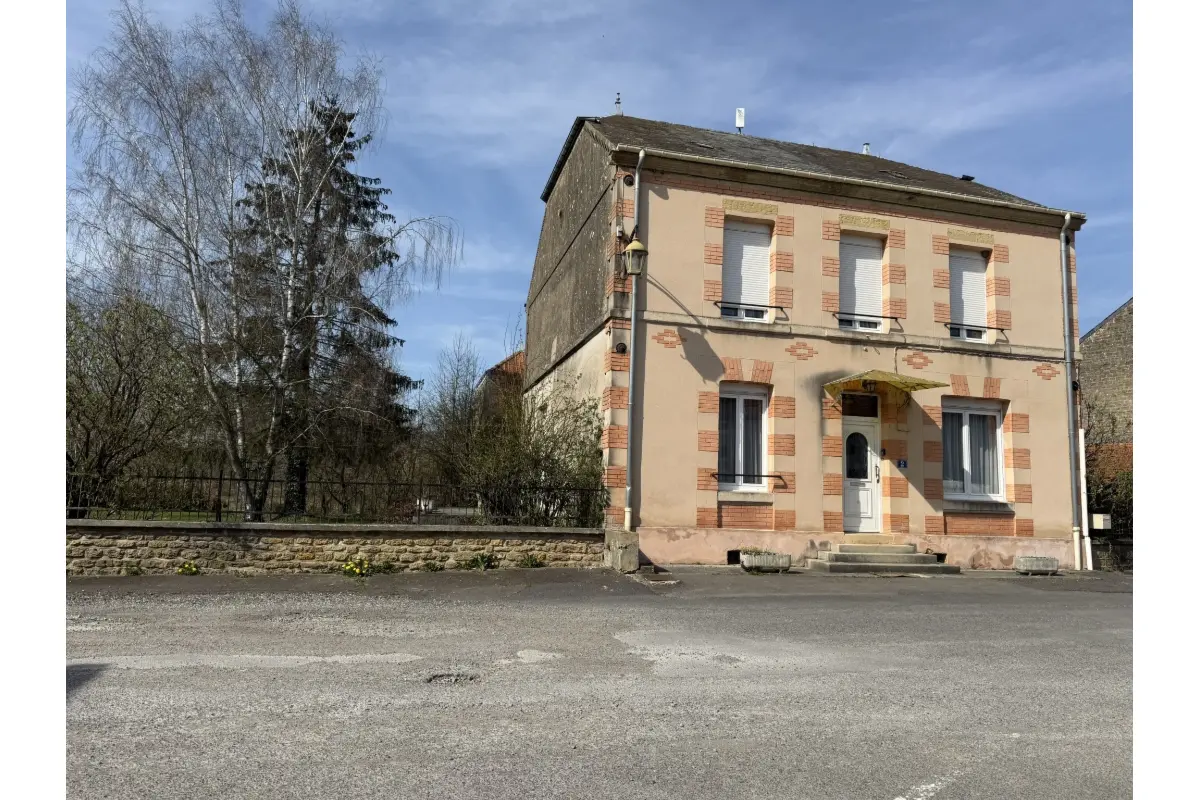 Maison à  à Florenville 6820 205000.00€ 4 chambres 200.00m² - annonce 446543