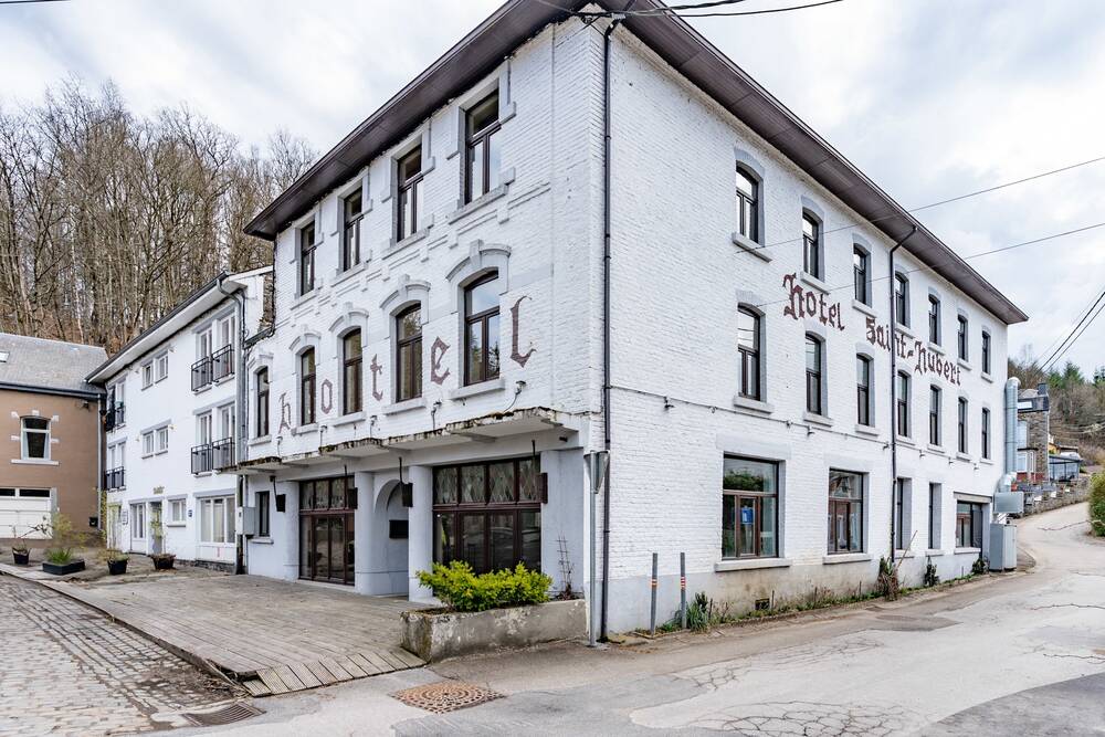 Immeuble de rapport - Immeuble à appartement à vendre à Libramont-Chevigny 6800 700000.00€ chambres 623.00m² - annonce 534620