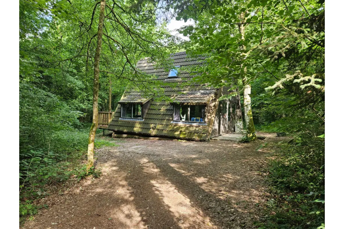 Bungalow à vendre à Durbuy 6940 70000.00€ 2 chambres 74.00m² - annonce 474374