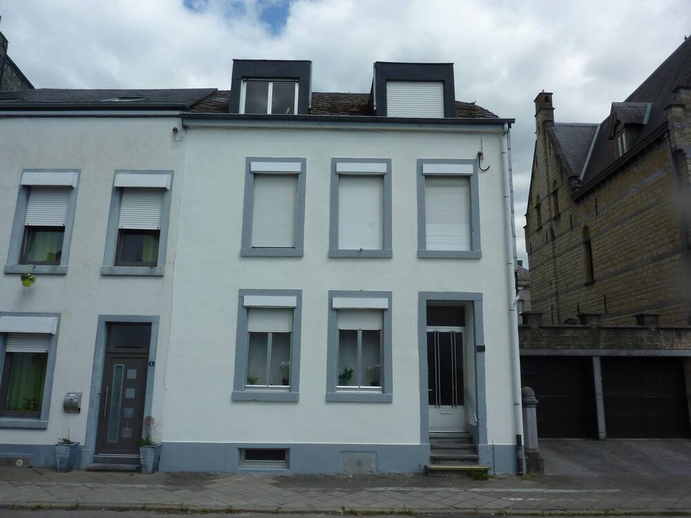 Immeuble de rapport - Immeuble à appartement à vendre à Arlon 6700 285000.00€ 3 chambres m² - annonce 476860