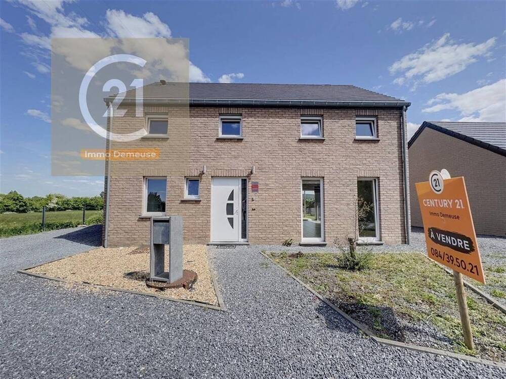Maison à vendre à Wellin 6920 345000.00€ 4 chambres 150.00m² - annonce 479797