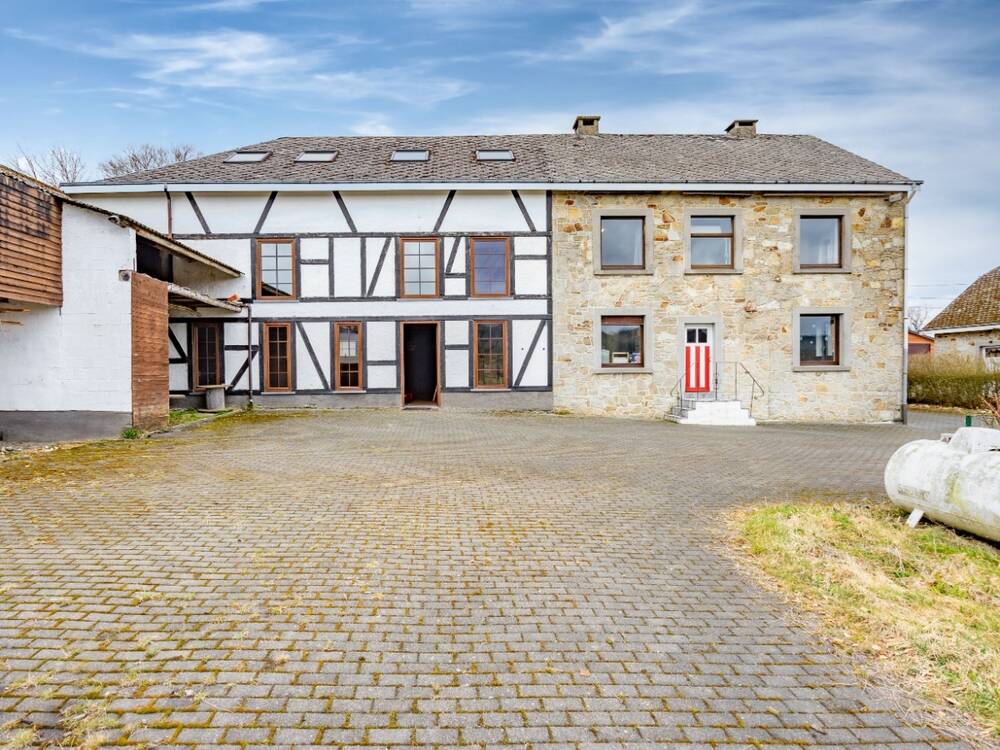 Maison à vendre à Vielsalm 6690 690000.00€ 7 chambres 720.37m² - annonce 485297