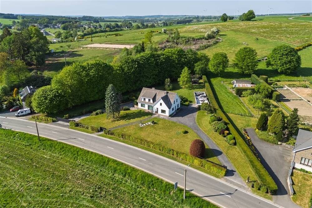Maison à vendre à Vaux-sur-Sûre 6640 500000.00€ 4 chambres m² - annonce 493233
