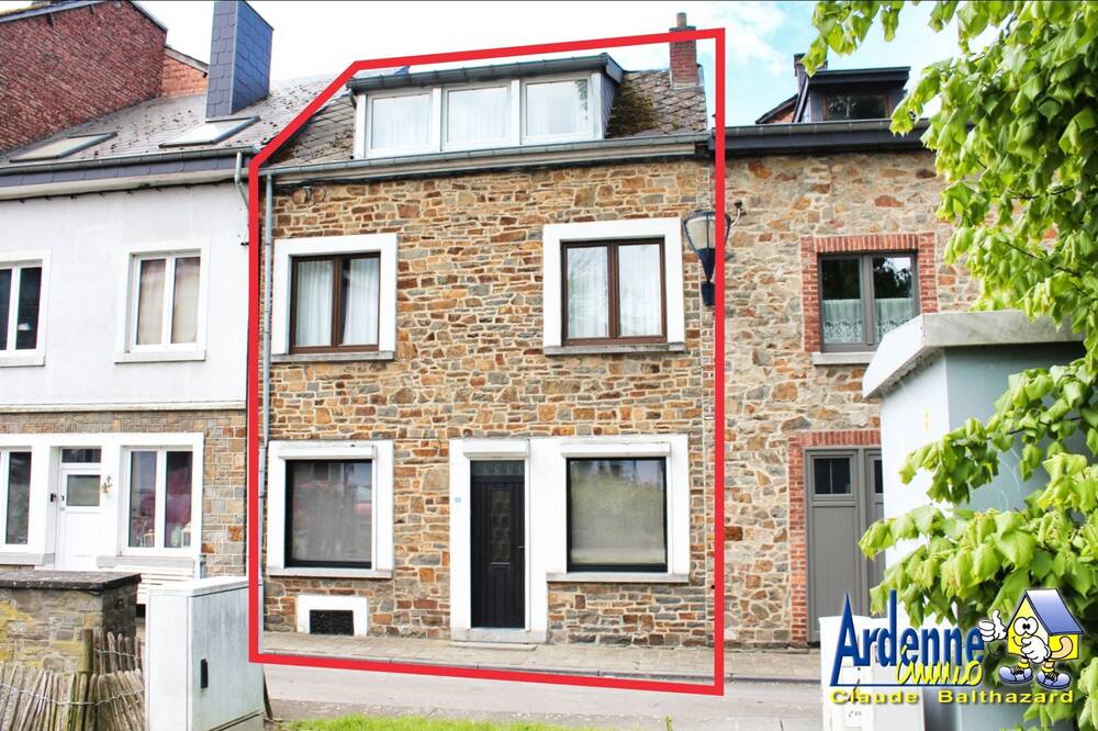 Maison à louer à La Roche-en-Ardenne 6980 880.00€ 3 chambres 94.00m² - annonce 502527