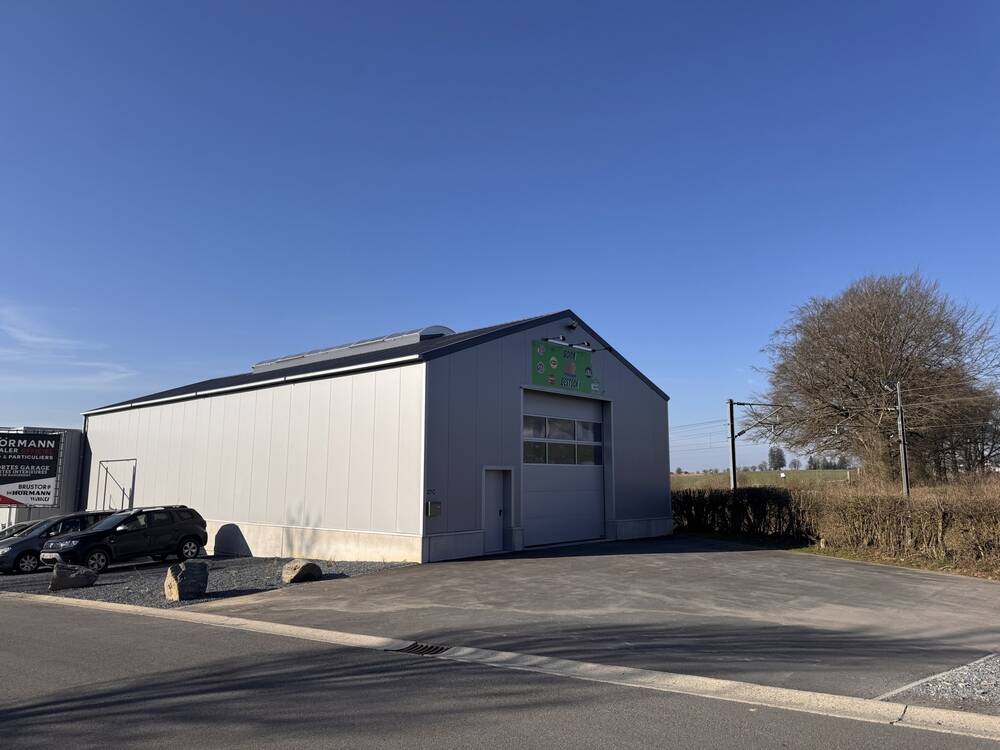 Commerce à louer à Libramont-Chevigny 6800 1750.00€ chambres 262.00m² - annonce 499599