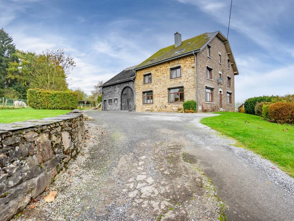 Maison à vendre à Manhay 6960 450000.00€ 8 chambres 343.95m² - annonce 495420