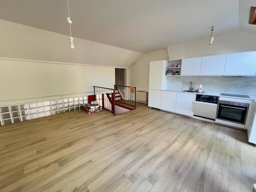 Maison à louer à Marche-en-Famenne 6900 800.00€ 2 chambres 130.00m² - annonce 508385