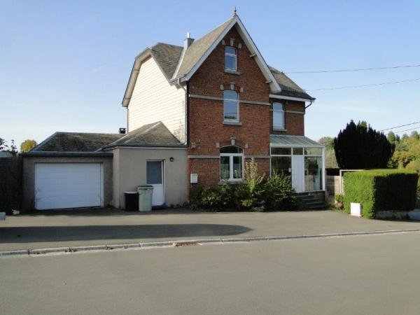 Maison à louer à Longlier 6840 1050.00€ 3 chambres 225.00m² - annonce 508662