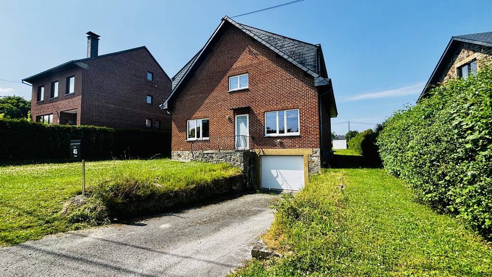 Maison à louer à Bure 6927 1250.00€ 4 chambres 175.00m² - annonce 513928