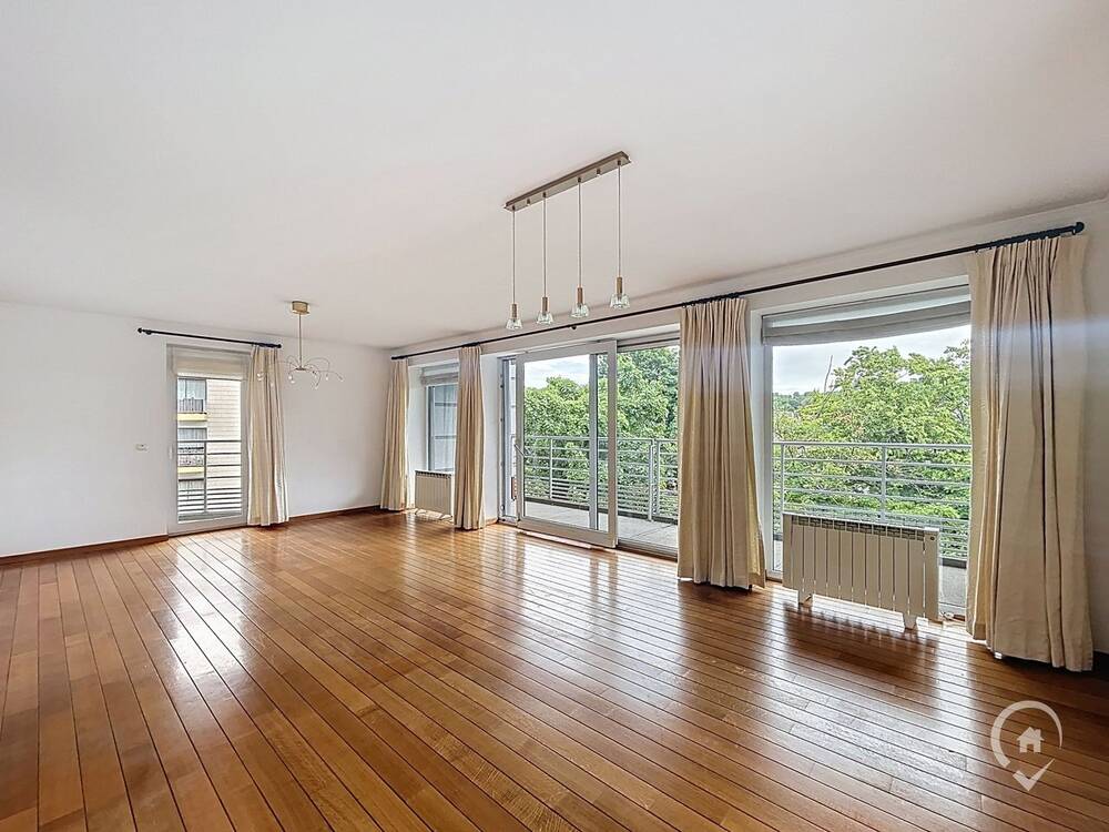 Appartement à louer à Aye 6900 1000.00€ 2 chambres 124.00m² - annonce 518594