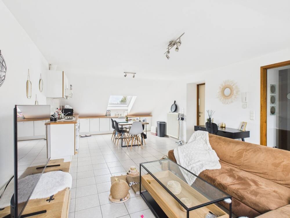 Appartement à louer à Aye 6900 550.00€ 1 chambres 60.00m² - annonce 521165