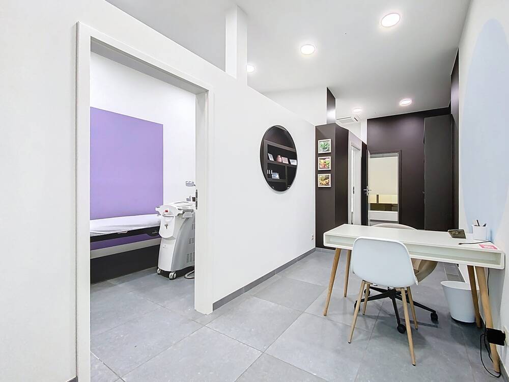 Commerce à vendre à Marche-en-Famenne 6900 135000.00€  chambres 94.00m² - annonce 520847