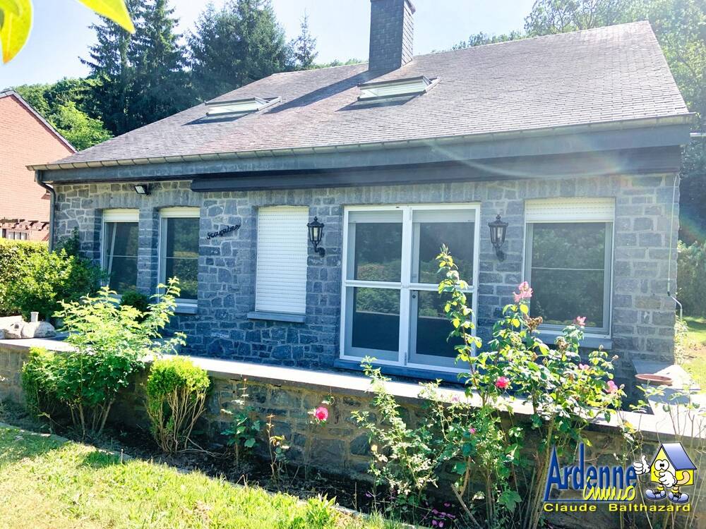 Maison à louer à La Roche-en-Ardenne 6980 950.00€ 4 chambres 219.00m² - annonce 523473