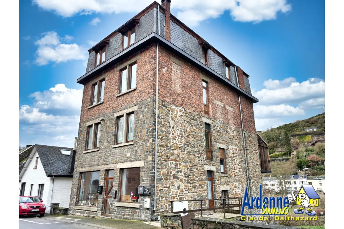 Maison à vendre à La Roche-en-Ardenne 6980 335000.00€ 8 chambres 458.00m² - annonce 523635