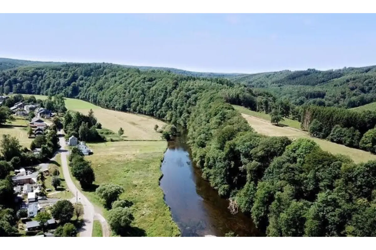 Maison à vendre à Cugnon 6880 199990.00€ 4 chambres m² - annonce 524282