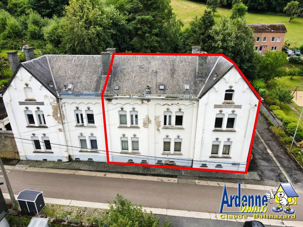 Immeuble mixte à  à Houffalize 6660 260000.00€  chambres 467.00m² - annonce 530704