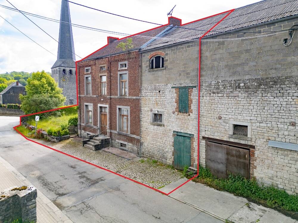 Maison à vendre à Aye 6900 260000.00€ 4 chambres 373.29m² - annonce 536530