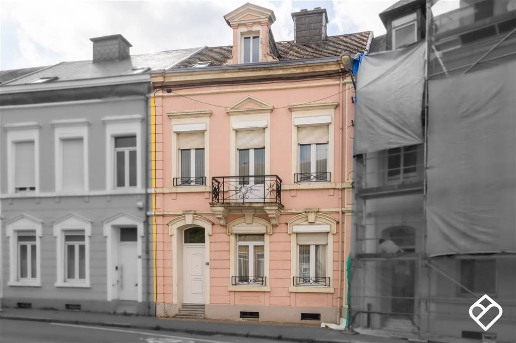 Maison de maître à vendre à Arlon 6700 340000.00€ 4 chambres 171.00m² - annonce 538556