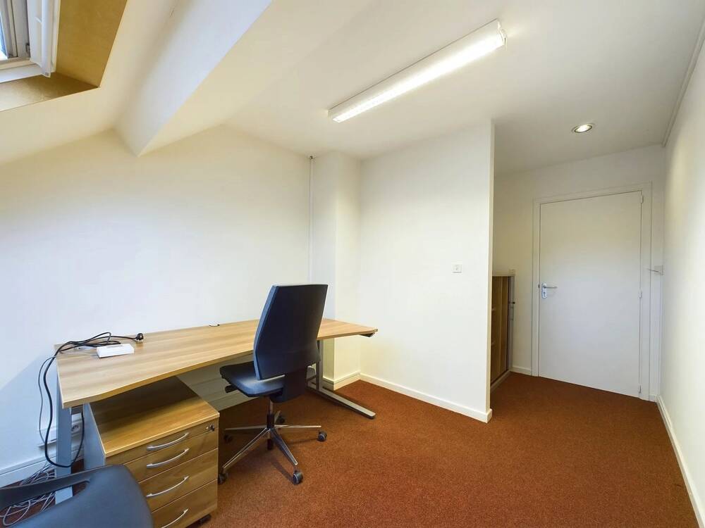 Commerce à à Habay 6720 0.00€ chambres 8.00m² - annonce 540145