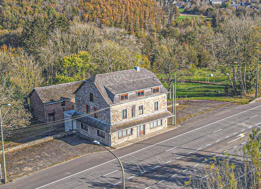 Maison à vendre à Bande 6951 250000.00€ 9 chambres 391.00m² - annonce 541380