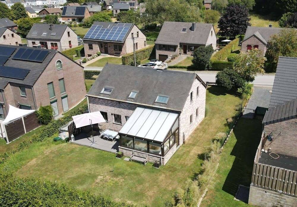 Maison à vendre à Saint-Hubert 6870 390000.00€ 4 chambres 156.00m² - annonce 541273