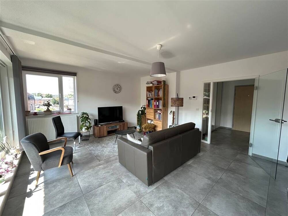 Appartement à à Marche-en-Famenne 6900 950.00€ 3 chambres 115.00m² - annonce 548195