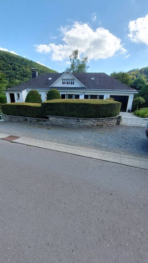 Bungalow à vendre à Poupehan 6830 310000.00€ 4 chambres 130.00m² - annonce 560621