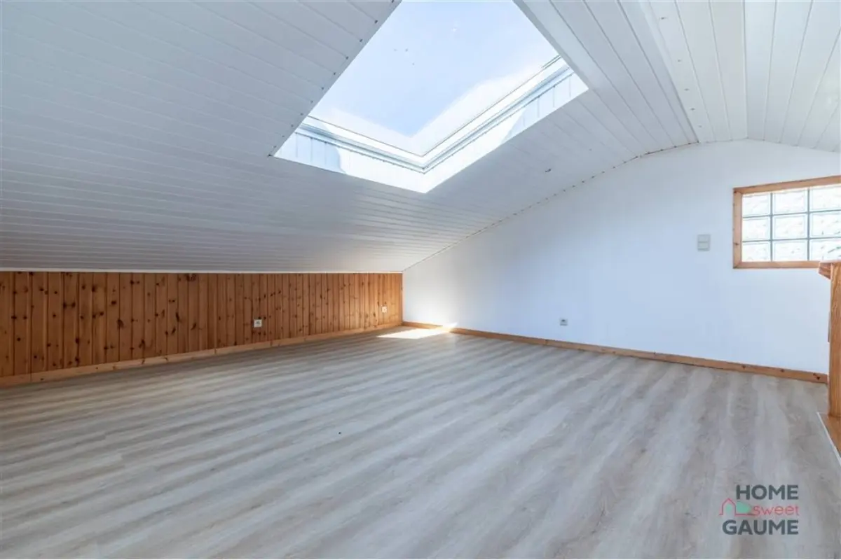 Immeuble de rapport - Immeuble à appartement à vendre à Izel 6810 199000.00€ 3 chambres 165.00m² - annonce 564184