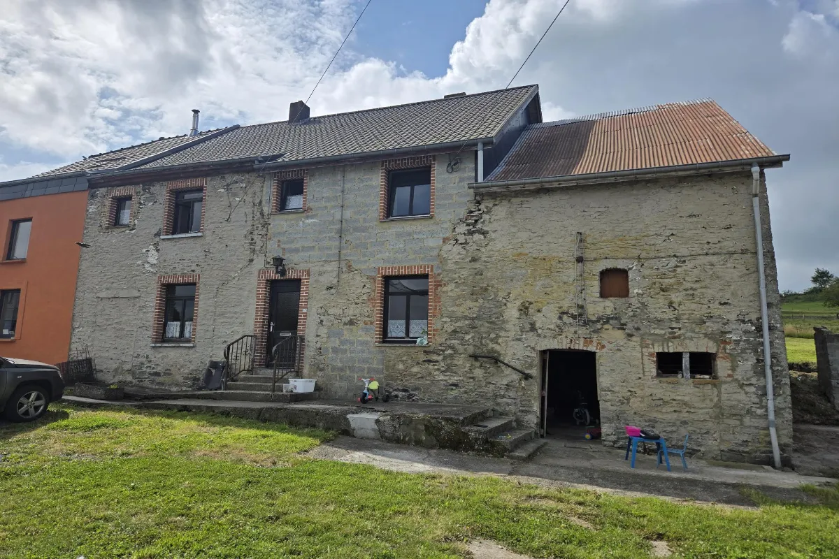 Bungalow à vendre à Bertogne 6687 210000.00€ 4 chambres 228.00m² - annonce 567861