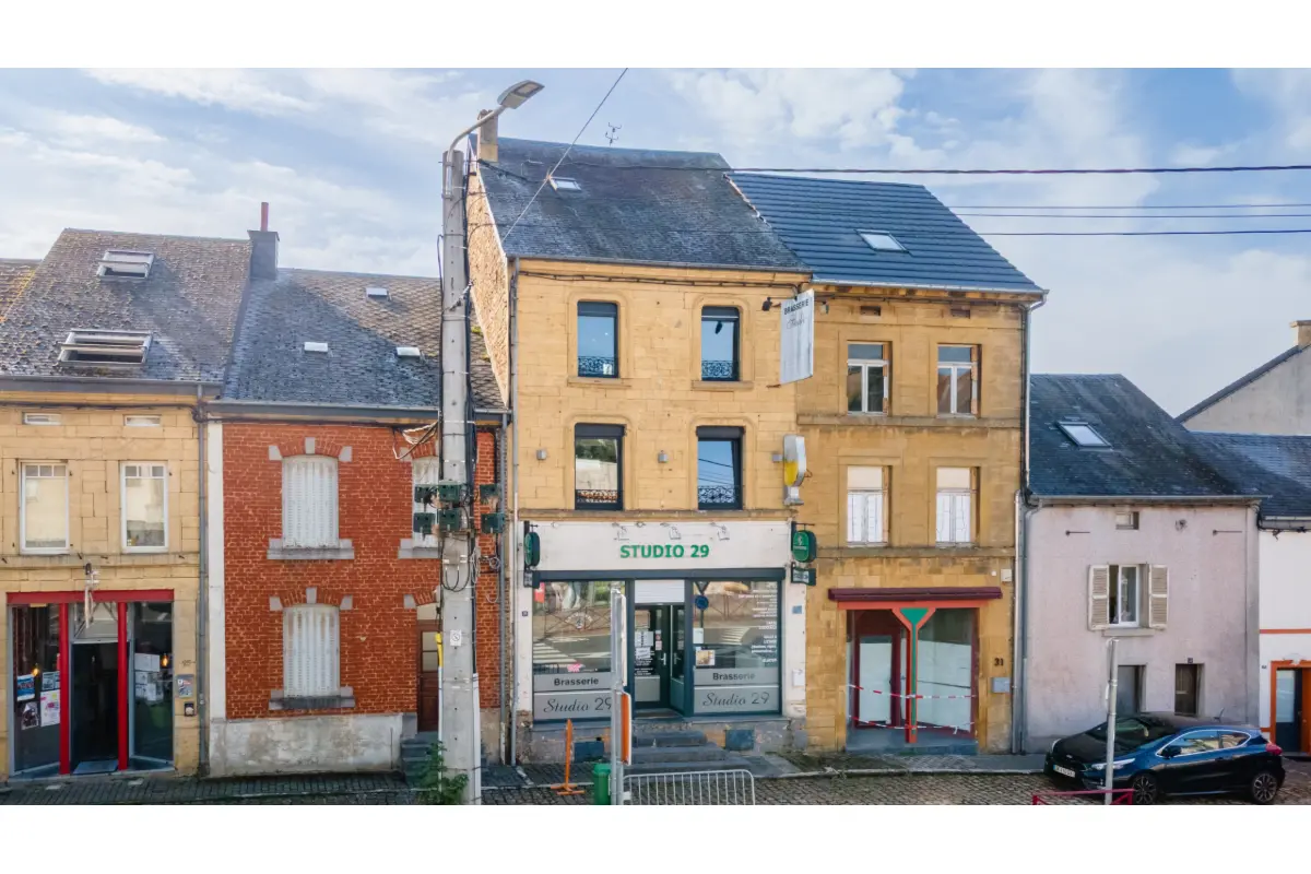 Immeuble mixte à vendre à Virton 6760 295000.00€ 1 chambres m² - annonce 572917