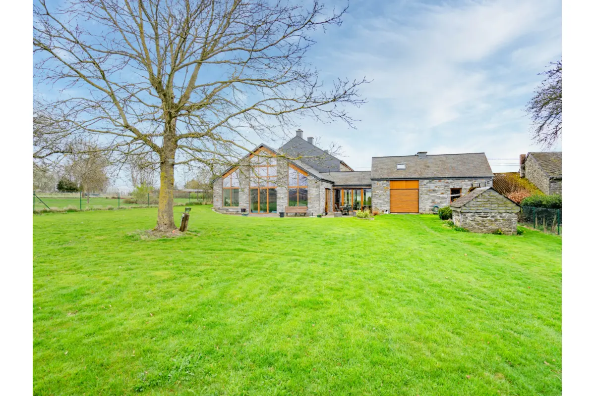 Maison à vendre à La Roche-en-Ardenne 6980 700000.00€ 4 chambres 514.00m² - annonce 572575