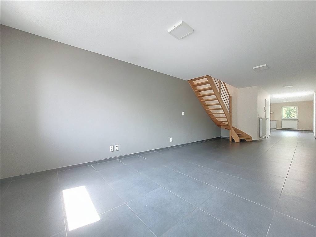 Appartement à à Etalle 6740 975.00€ 2 chambres 127.00m² - annonce 576367