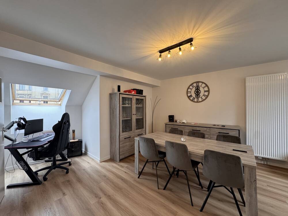 Appartement à  à Neufchâteau 6840 650.00€ 1 chambres 70.00m² - annonce 579199